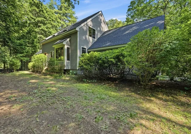 3rd image of 470 Montague Rd, Sunderland, MA 01375 | MLS# 73541919