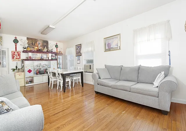 Photo 4 of Sale Pending at 2 Kosta St, Worcester, MA 01607 | MLS# 73529756 | Listing updated on 2026-08-18