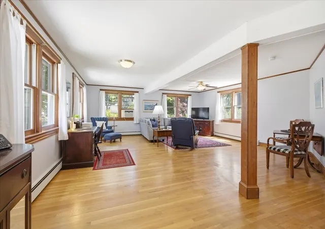 4th image of 366 Warren St, Needham, MA 02492 | MLS# 73538550