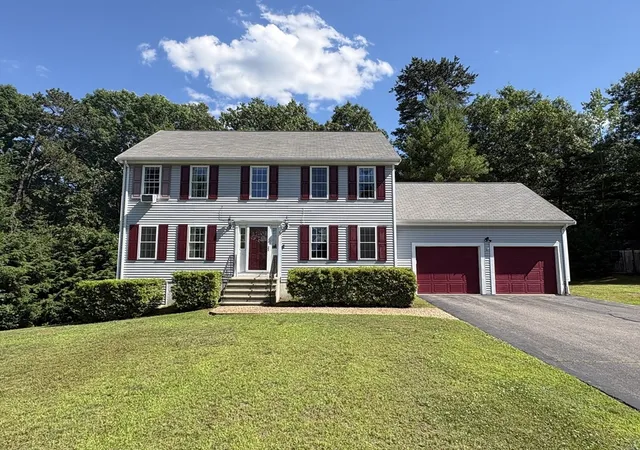 Homes for sale in Bellingham, MA | 30 Pine Warbler Way, Bellingham, MA 02019 | MLS# 73542048