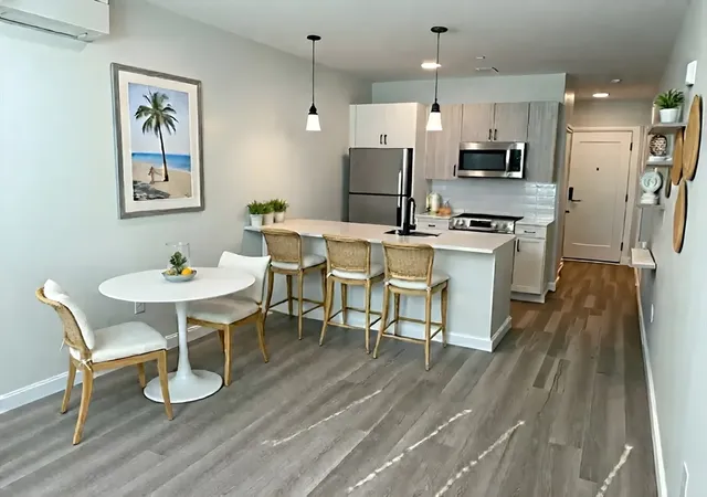 1st image of 10 Somerset #U304, Winthrop, MA 02152 | MLS# 73559020