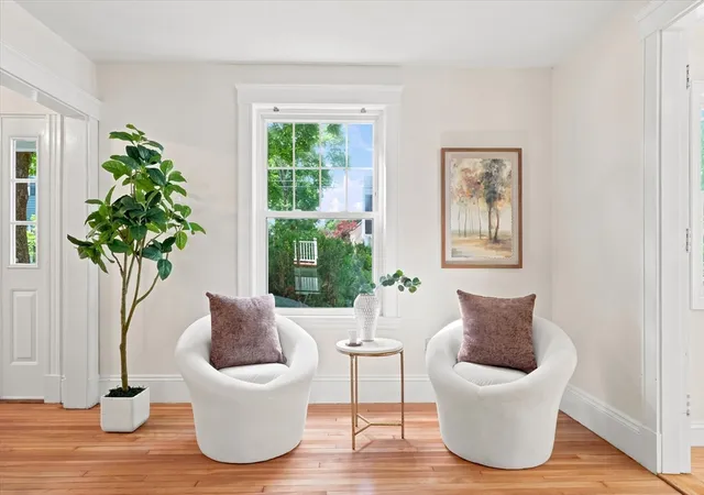 5th image of 286 Porter Street, Melrose, MA 02176 | MLS# 73549297