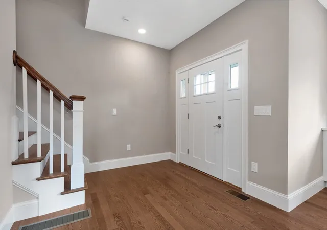 2nd image of 8 Weber Farm Road #8, Wrentham, MA 02093 | MLS# 73567831