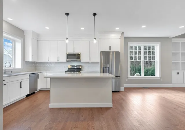 4th image of 8 Weber Farm Road #8, Wrentham, MA 02093 | MLS# 73567831