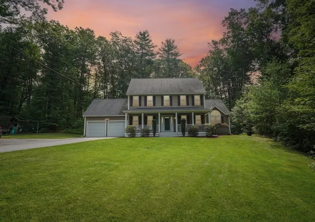 2nd image of 43 Tavern Rd, Groton, MA 01450 | MLS# 73556426
