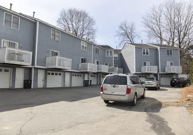 2nd image of 113 School Street #12, Lowell, MA 01854 | MLS# 73495170