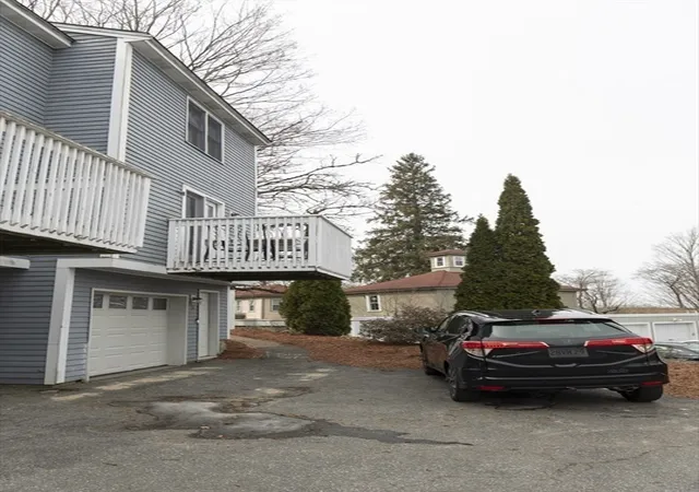 3rd image of 113 School St, Lowell, MA 01854