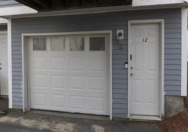 4th image of 113 School St, Lowell, MA 01854