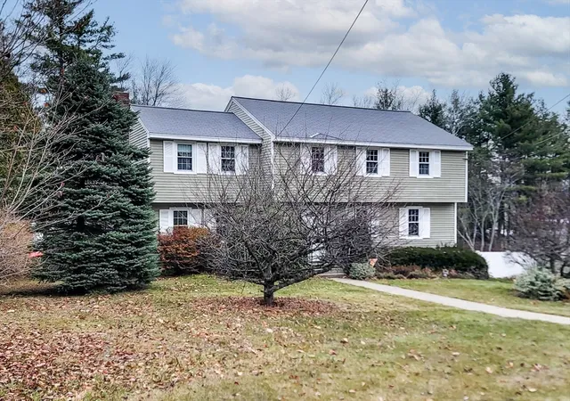 Photo 1 of Sale Pending at 36 Hampton Dr, Nashua, NH 03063 | MLS# 73458045 | Listing updated on 2025-12-19