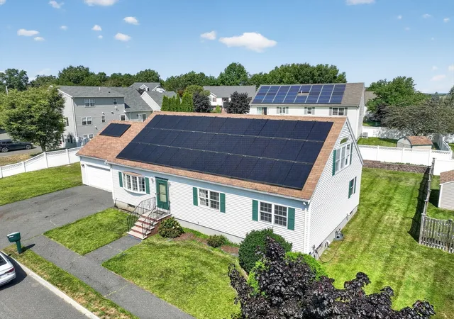 2nd image of 79 Emerald Dr, Lynn, MA 01904 | MLS# 73566770