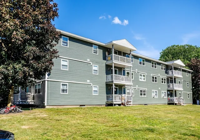 Homes for sale in Leominster, MA | 20 Abbey Rd #104, Leominster, MA 01453 | MLS# 73540606