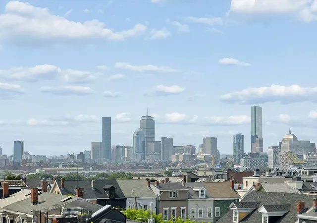 2nd image of 549 E 4Th St, South Boston, MA 02127