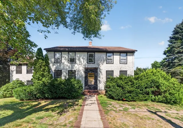 2nd image of 168 170 S Main St, Milford, MA 01757 | MLS# 73566438