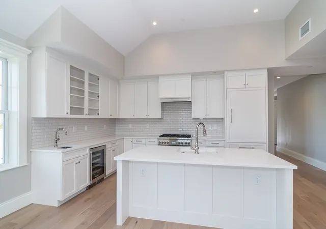 Homes for sale in Cohasset, MA | 87 Elm Street #319, Cohasset, MA 02025 | MLS# 73546581