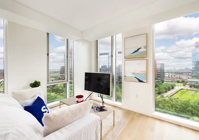 3rd image of 2 Earhart #1003, Cambridge, MA 02141 | MLS# 73558681