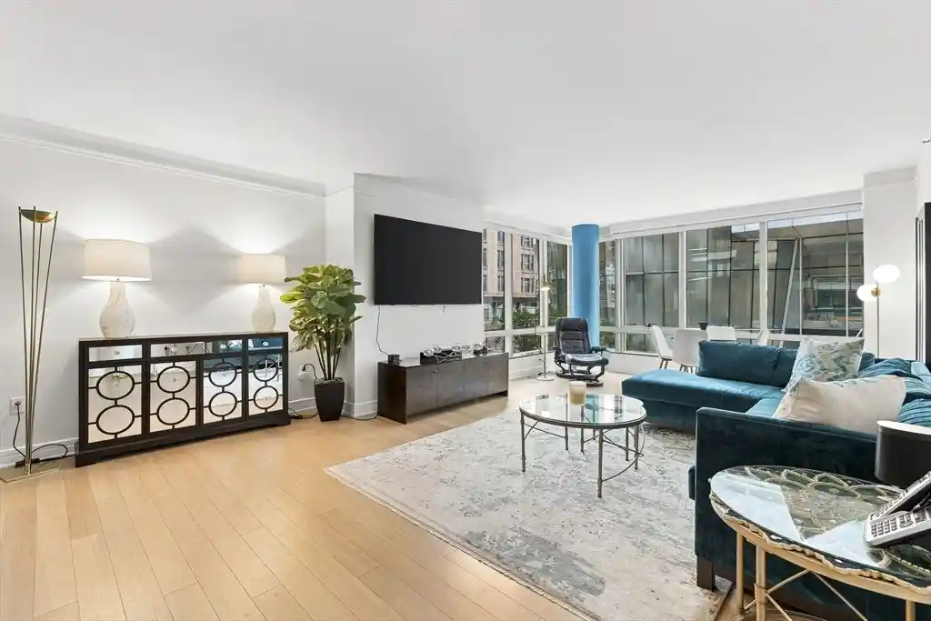 Listing Photo 2 - Condo for sale in Ritz-Carlton Residences Twr II located at 3 Avery St, Boston, MA 02111 - Unit #305