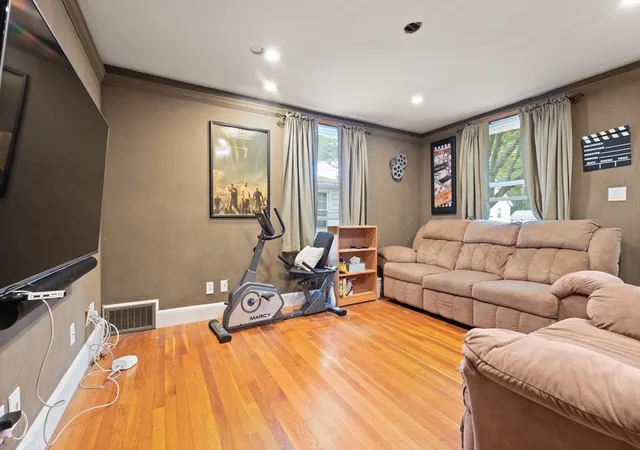 4th image of 58 Horne Ave, Medford, MA 02155 | MLS# 73529675