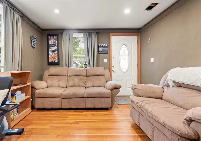 5th image of 58 Horne Ave, Medford, MA 02155 | MLS# 73529675