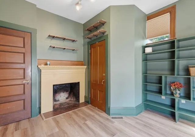 Homes for sale in Arlington, MA | 7 Wyman St, Arlington, MA 01841