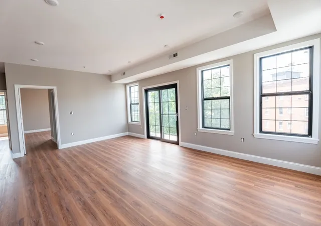Photo 3 of Condominium at 13 Nahant Street #2A, Lynn, MA 01902 | MLS# 73284164 |  | Sold on 2025-07-01