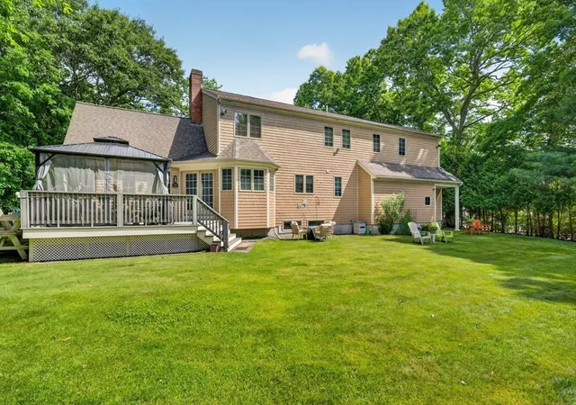 Homes for sale in North Dartmouth, MA | 42 Medeiros Ln, North Dartmouth, MA 02747 | MLS# 73535560