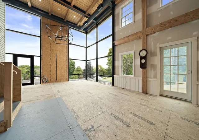 Photo 4 of Single family home for sale at 4 Holly Rd, Marshfield, MA 02050 | MLS# 73550574 | Listing updated on 2026-10-08