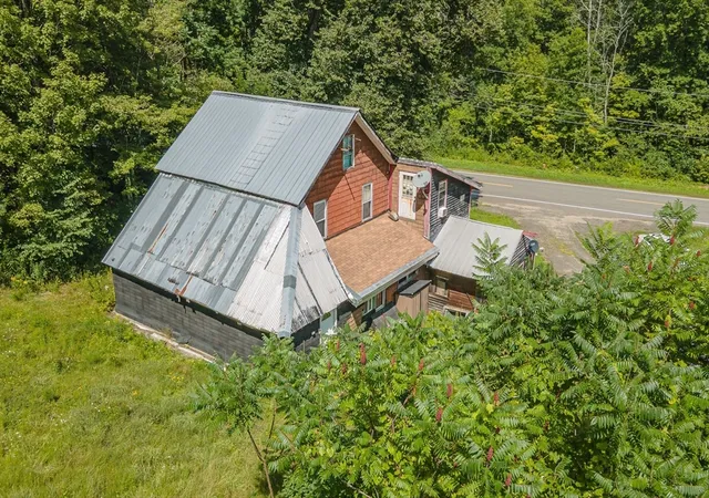 Photo 4 of Single family home for sale at 364 Jacksonville Rd, Colrain, MA 01340 | MLS# 73565779 | Listing updated on 2026-09-17