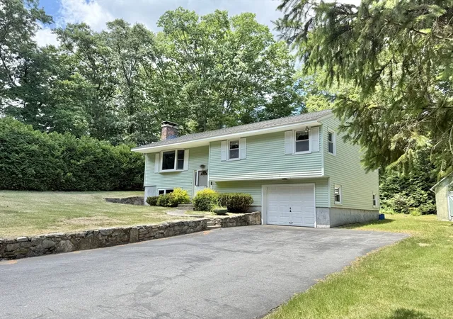 Homes for sale in North Grafton, MA | 6 Carroll Ave, North Grafton, MA 01536 | MLS# 73537688