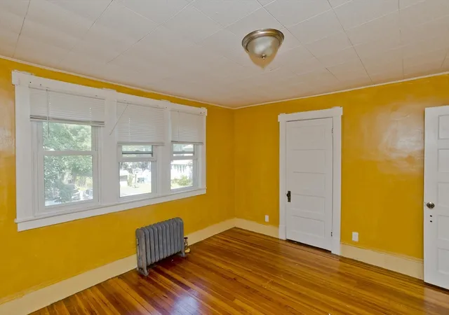 3rd image of 173 Albemarle St, Springfield, MA 01109 | MLS# 73561684