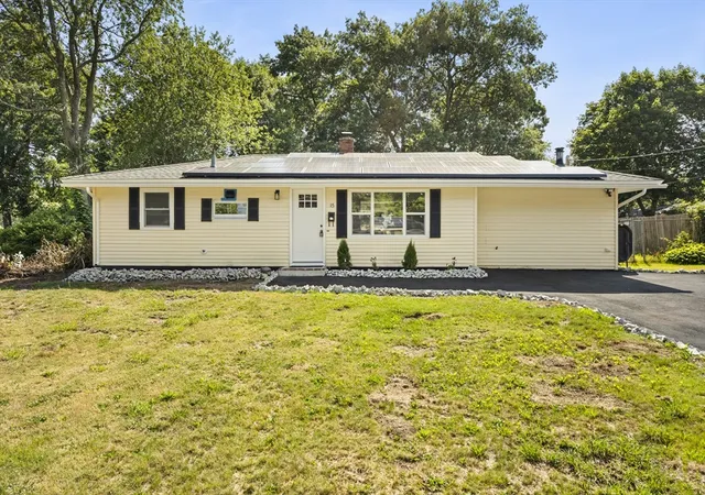 2nd image of 15 Clara Rd, Brockton, MA 02302 | MLS# 73555682
