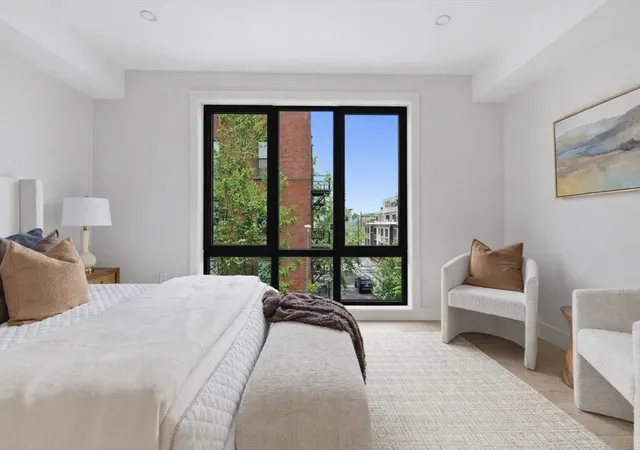 5th image of 118 B Street #203, South Boston, MA 02127 | MLS# 73548897