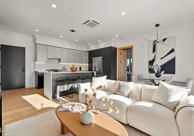 Homes for sale in Quincy, MA | 388 Washington Street #401, Quincy, MA 02169 | MLS# 73541264