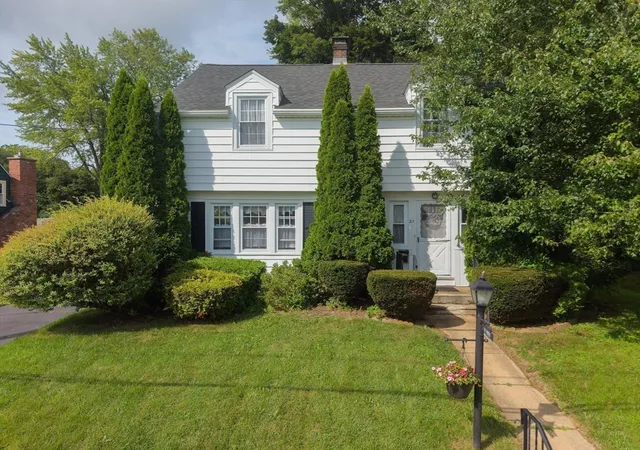 Photo 2 of Single family home for sale at 25 Westwood Pkwy, Southbridge, MA 01550 | MLS# 73566070 | Listing updated on 2026-09-14