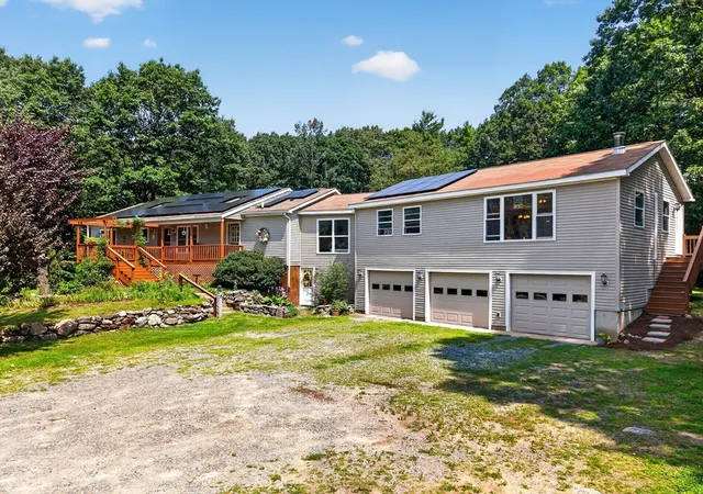 1st image of 410 Billings Rd, Fitchburg, MA 01420 | MLS# 73557032