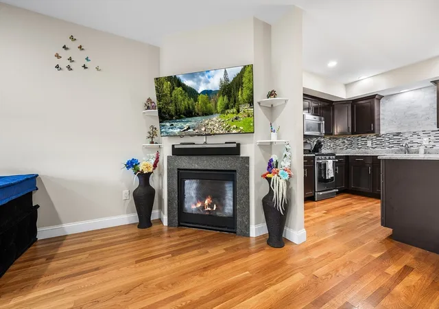 5th image of 11 Railroad Ave, Salisbury, MA 01952