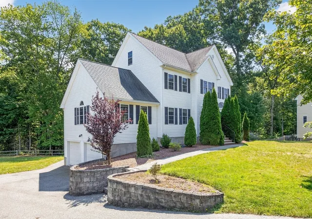 Photo 2 of Sale Pending at 3 Chisholm Way, Wilmington, MA 01887 | MLS# 73563829 | Listing updated on 2026-08-18
