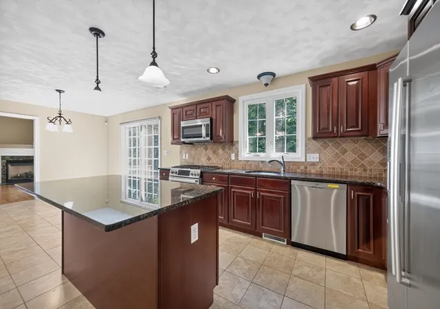 Photo 4 of Sale Pending at 3 Chisholm Way, Wilmington, MA 01887 | MLS# 73563829 | Listing updated on 2026-08-18