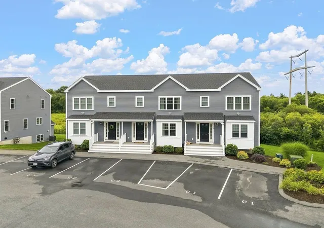 4th image of 1005 Auburn St #C2, Whitman, MA 02382 | MLS# 73558014