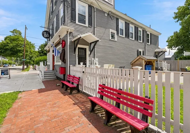 4th image of 341 High #3, Newburyport, MA 01950 | MLS# 73562653
