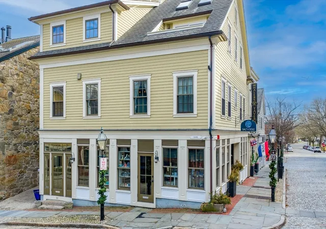 Homes for sale in New Bedford, MA | 30 Centre Street #2, New Bedford, MA 02740 | MLS# 73502747