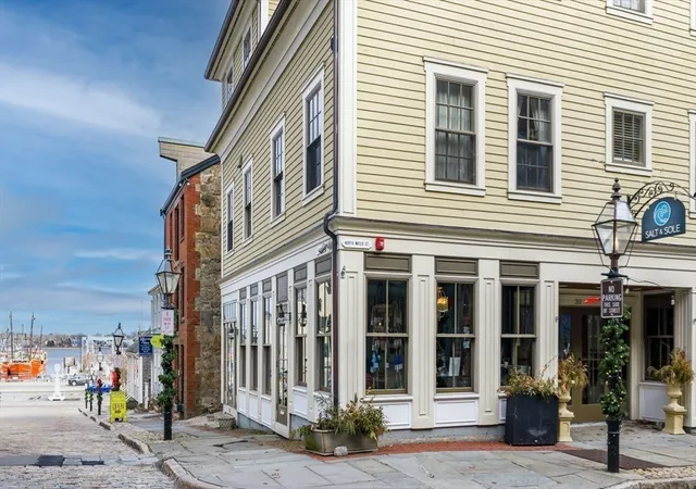 Homes for sale in New Bedford, MA | 30 Centre Street #2, New Bedford, MA 02740 | MLS# 73502747