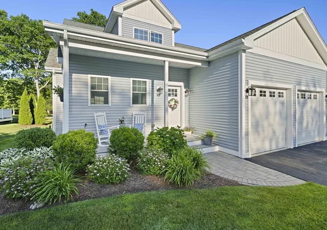 1st image of 38a Cahoon Rd #38, Buzzards Bay, MA 02532 | MLS# 73561558