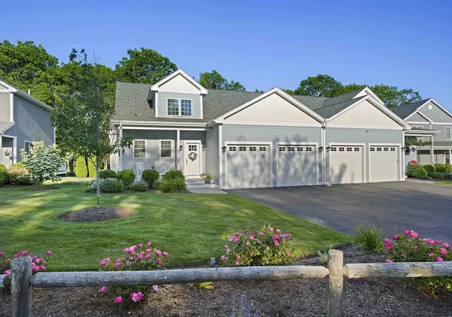 2nd image of 38a Cahoon Rd #38, Buzzards Bay, MA 02532 | MLS# 73561558