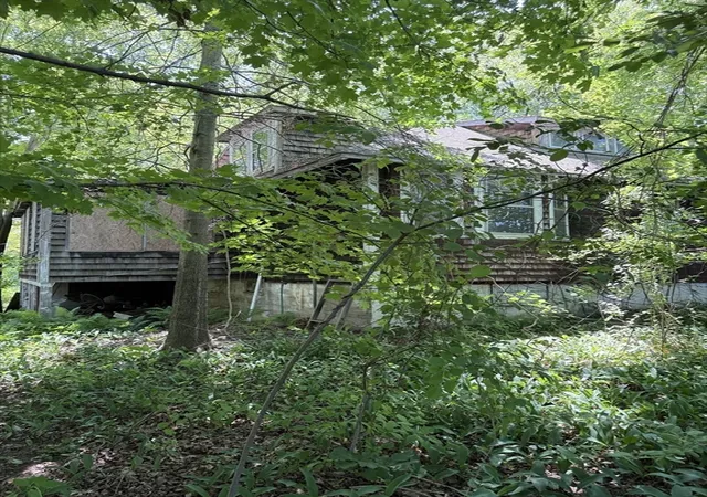 Photo 4 of Single family home for sale at 78 E Main St, Georgetown, MA 01833 | MLS# 73561924 | Listing updated on 2026-09-16