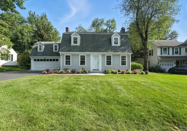Homes for sale in Longmeadow, MA | 29 Englewood Rd, Longmeadow, MA 01106 | MLS# 73538768