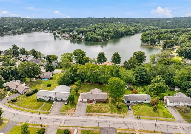 Photo 4 of Sale Pending at 19 Champlain Dr, Hudson, MA 01749 | MLS# 73565496 | Listing updated on 2026-09-05