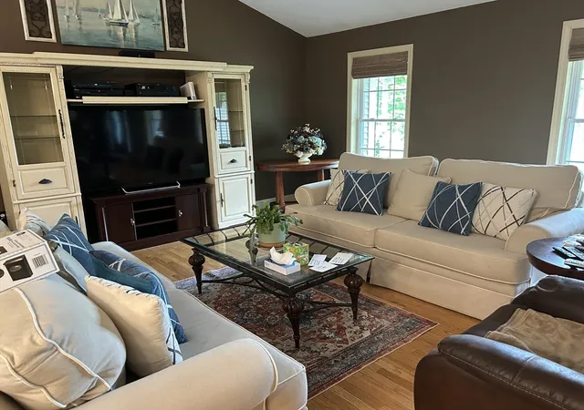 Homes for sale in Barre, MA | 493 Hubbardston Rd, Barre, MA 01005 | MLS# 73531286