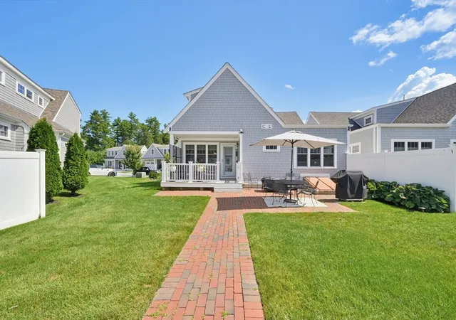 Listing Photo 4 - Condo for sale in building located at 8 Twin Pines Ln, Plymouth, MA 02360 - Unit #8