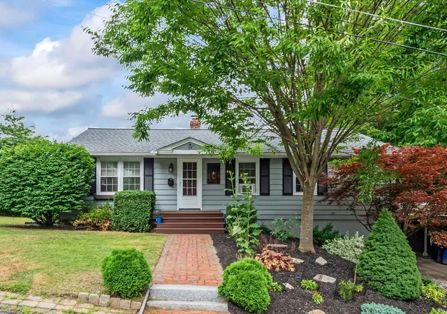 3rd image of 49 Newton Hts, Leominster, MA 01453 | MLS# 73553324