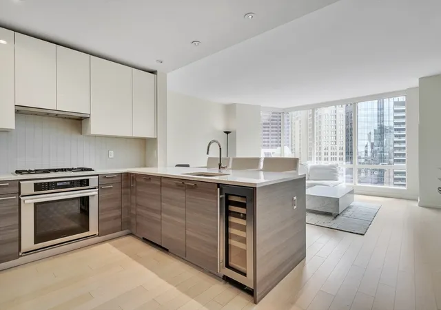 2nd image of 1 Franklin St #2309, Boston, MA 02110 | MLS# 73535530